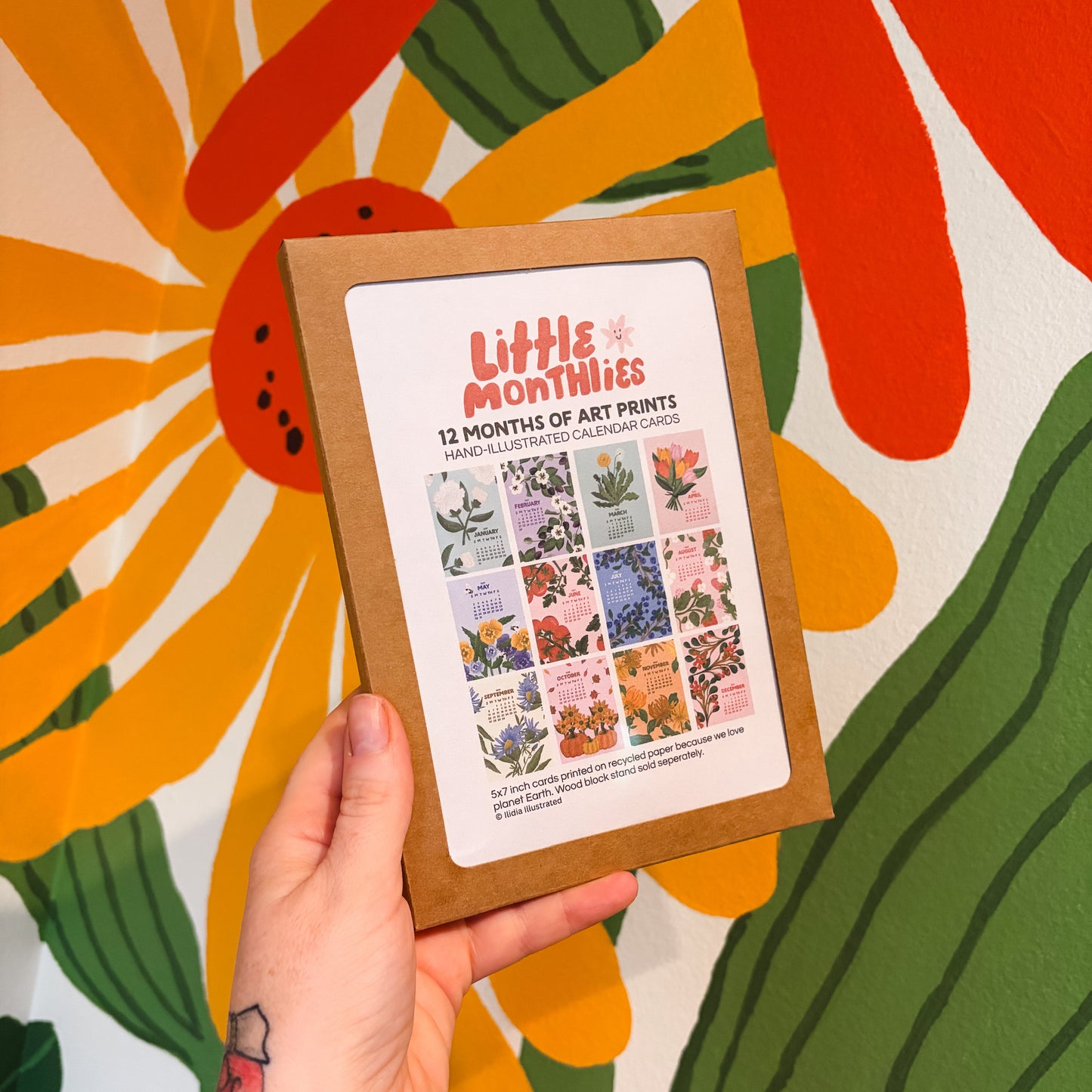 Hand illustrated desk calendar cards