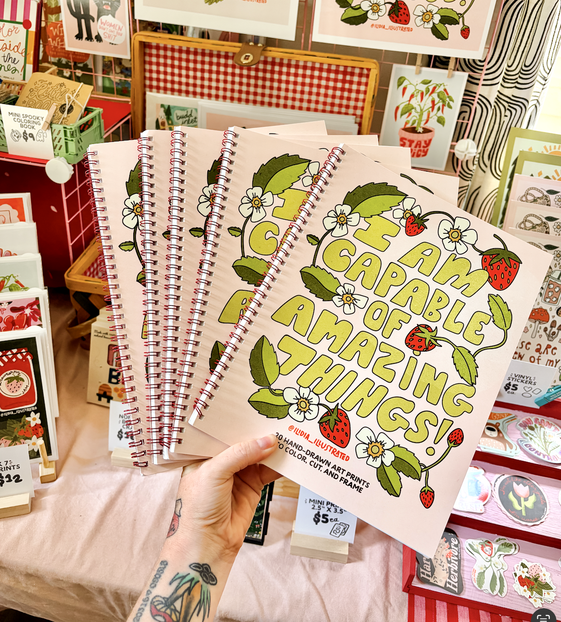 *NEW* Lettering Color-And-Frame Coloring Book
